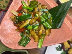 -云海肴·汽锅鸡·云南菜(天山百盛优客店)