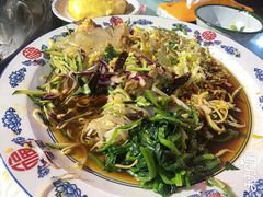 -鱼窝棚柴火铁锅炖(富山屯店)