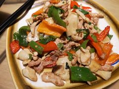 松茸炒肉-妈妈的味道(和顺古镇店)