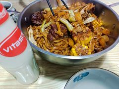 -内蒙焖面大盆骨餐馆(山大路店)