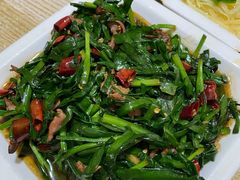 韭菜炒鸡杂-黑皮酸菜鱼(绣花巷店)