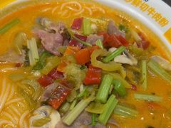 -粉小主·贵州酸汤牛肉粉(南京仙林金鹰店)