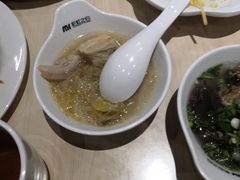 炖酸菜-梦航彩虹之约自助餐厅(华府天地店)