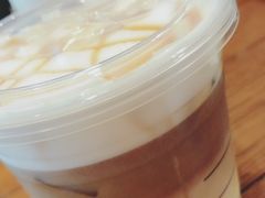 -星巴克(江阴万达店)