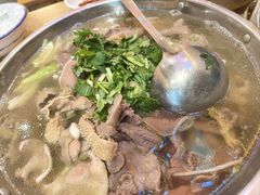 -谢老五跷脚牛肉·非遗传承店