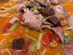 -粉小主·贵州酸汤牛肉粉(南京仙林金鹰店)