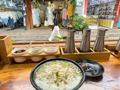 -二哥米线 丽江店