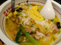 -呷佬·长沙手工米粉(金沙江路店)