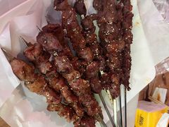 -巴汗羊肉串烧烤店
