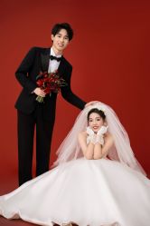 -雪中彩影婚纱摄影·微光艺术中心