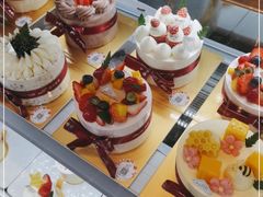 -花花卷卷·鲜食蛋糕(静安久光百货店)