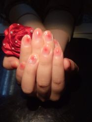 -EMILY艾枚莉美甲美睫·美颜·现磨咖啡