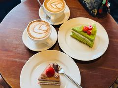 开心果草莓梨子夹心蛋糕-EAU CAFE(永康路店)