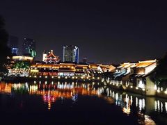 景观位-顽啤熊·酒客酒馆(苏城夜景必选店)