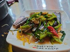 -潘先生平价海鲜城(神州半岛店)