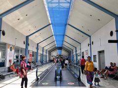 -班达拉奈克国际机场