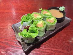 生三文鱼牛油果春卷-纪州豚骨酱油拉面(锦延路店)