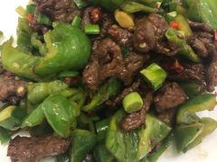 辣爆黄牛肉-食神鱼头佛跳墙(百子湾旗舰店)