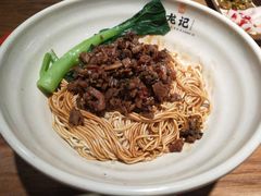 外婆菜干拌面-湘人龙记老长沙米粉(鸟巢店)