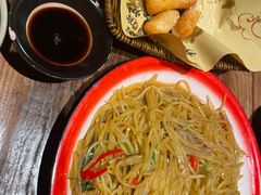 -泥糊破店小酒馆·团建聚餐(南京西路店)