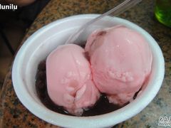 红豆加雪糕-百花传统甜品店(原址店)