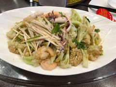 -洁神饭庄·海鲜·青岛菜·30年老字号(五四广场店)