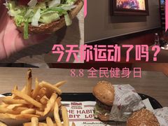-The Habit Burger Grill 哈比特汉堡(复兴soho店)