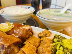 -明姨仔潮汕美食·碳炉猪脚·汕尾牛腩饭·起片鸡煲(起义路店)