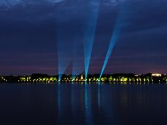 -人民防洪胜利纪念塔