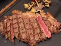 -恰餐厅及酒吧 CHAR Bar & Grill (北京丽都皇冠假日店)