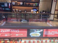 -魏铭鱼头捞饭(晋阳路店)