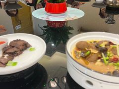 -香山湖家家宴(中山陵店)
