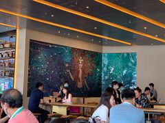 大堂-星巴克臻选(上海合生汇1F店)