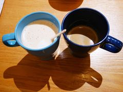 免费美式咖啡-HELLO 27 意面·沙拉·帕尼尼