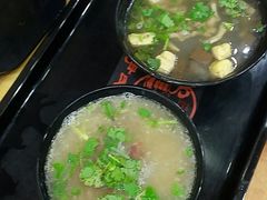 鸭血粉丝汤-百年尹氏汤包(湖南路狮子桥店)