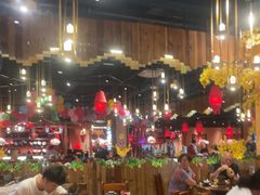 -老滇山寨•云南特色菜•地方菜•民族风情歌舞表演(金碧店)