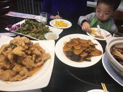 -老码头黑皮肘子锅包肉熏酱水饺(文政街店)