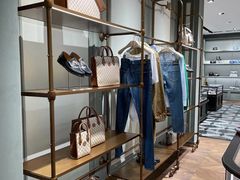 -Gucci(北京金融街购物中心店)