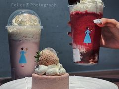 莓莓雪山鲜乳茶-KNOTKNOT珞珞·日式甜品(K11店)