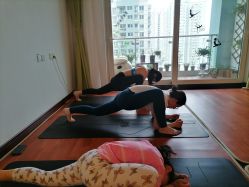 -Yvon yoga 瑜伽·精准体态管理中心