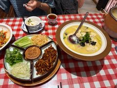 -老郑家东北春饼(龙悦居店)