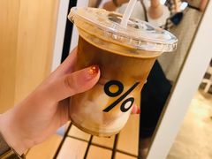 拿铁咖啡-% Arabica阿拉比卡咖啡(武康路店)