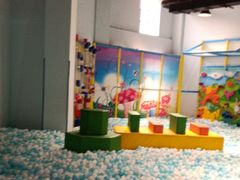 -蒙特利亲子乐园