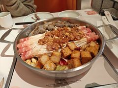 -黄记煌三汁焖锅(新佳丽江汉路店)