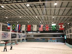 -乔波室内滑雪场