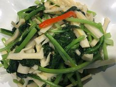 -小放牛炒菜馆(军校店)