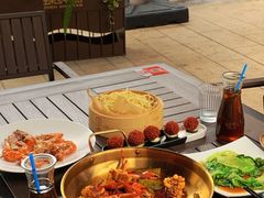 -臻鲜燕海鲜融合餐厅(金陵style店)