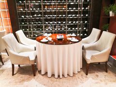 -广州中心皇冠假日酒店·百粤楼