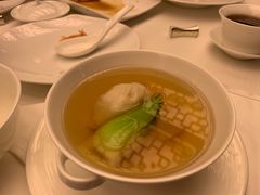云吞菜胆炖鸡汤-富力丽思卡尔顿酒店·丽轩中餐厅