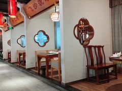 -万重锦·人文川菜馆(骡马市店)